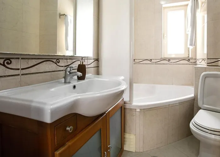 아파트 Village House 나자레